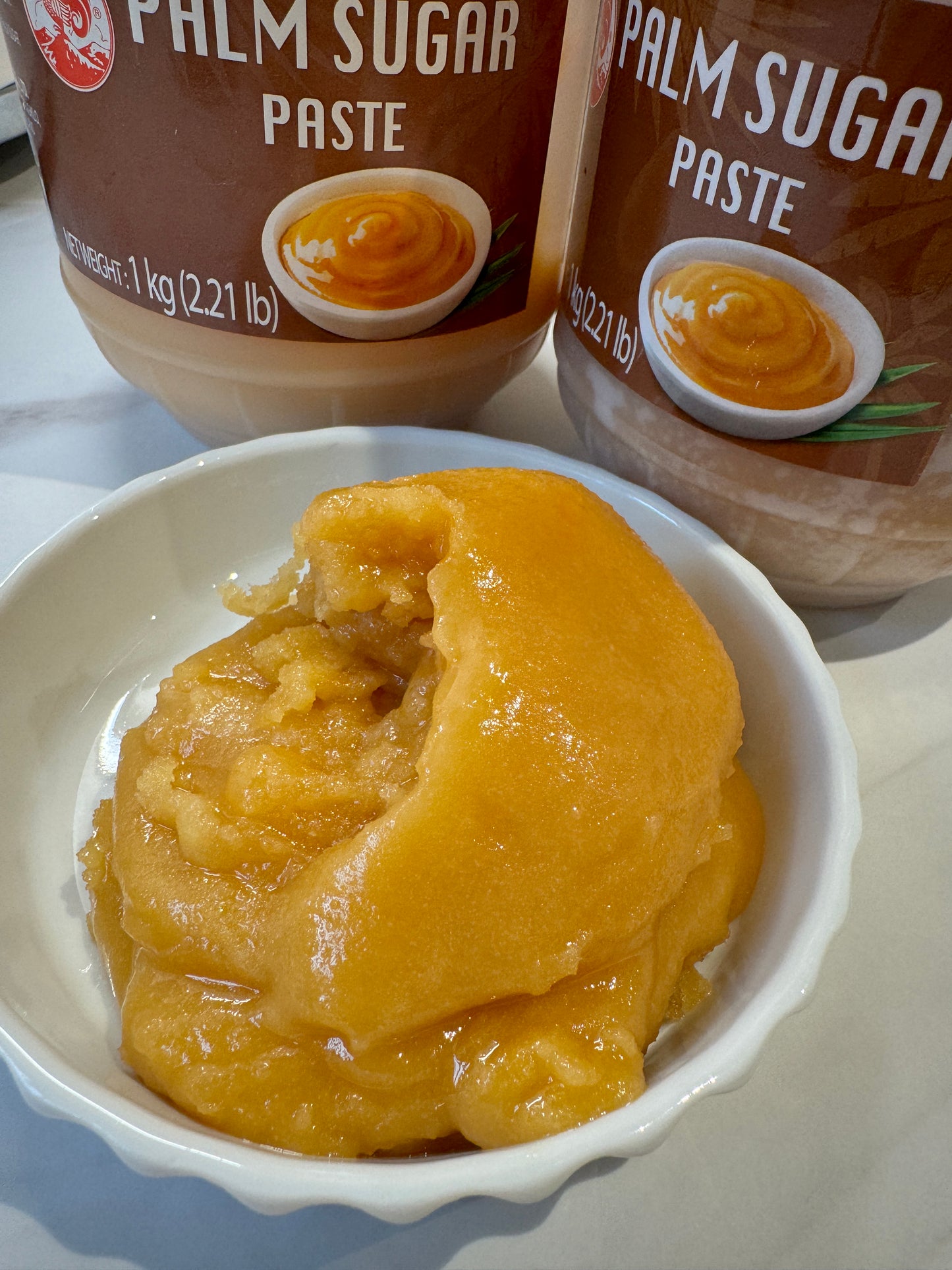 COCK Palm Sugar Paste 1 kg น้ำตาลปี๊ป แบบนิ่ม